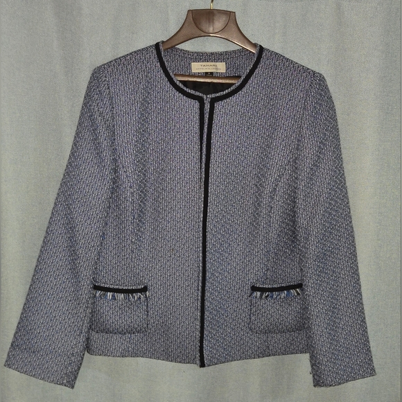 Tahari Jackets & Blazers - Tahari Womens Jacket
